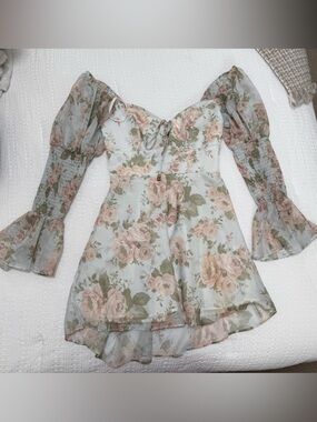 Floral Puff-Sleeve Long Sleeve Dress in Pastel Rose